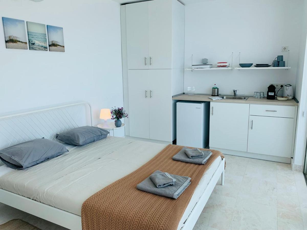 Caldera Blue Apartamento Alikí Exterior foto